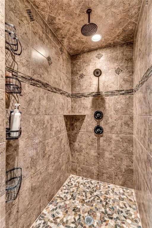 5524 Chamney Court — photo 20