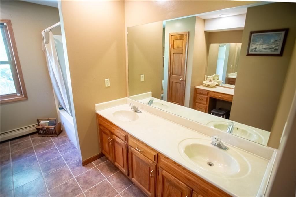 12204 S Bynum Road — photo 26