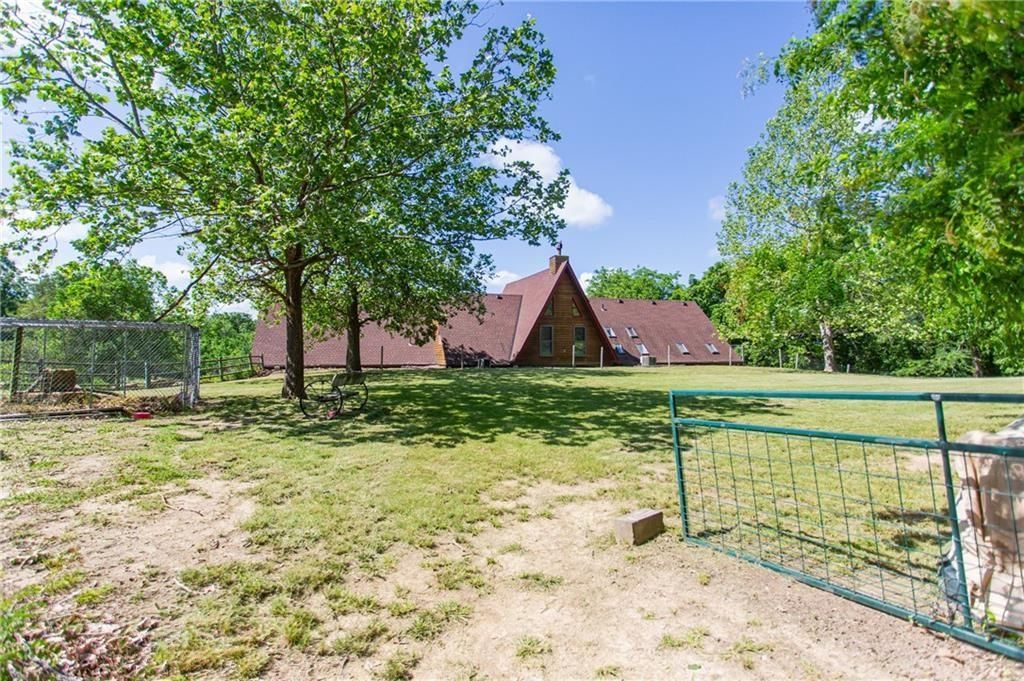 12204 S Bynum Road — photo 52