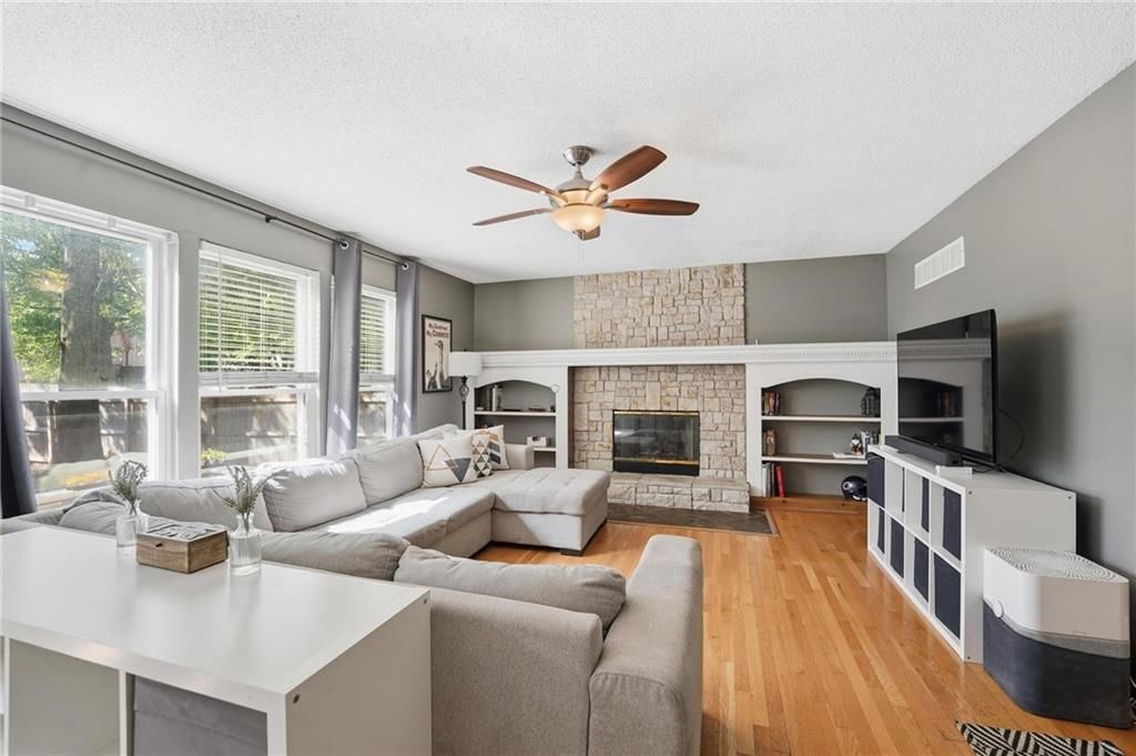 1147 E Sheridan Bridge Lane — photo 9