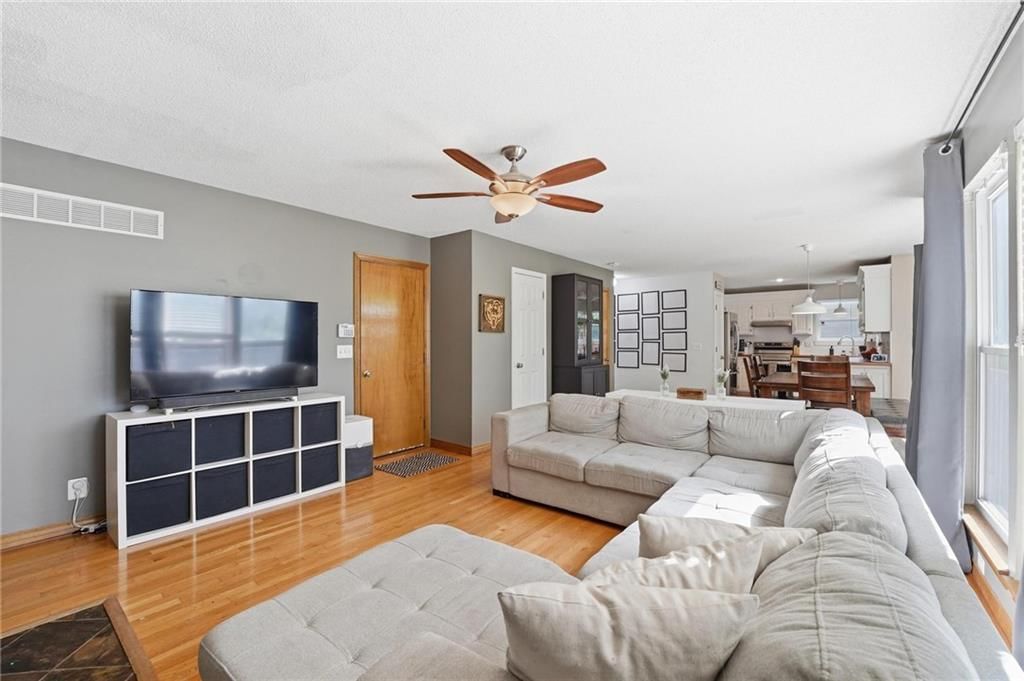1147 E Sheridan Bridge Lane — photo 11