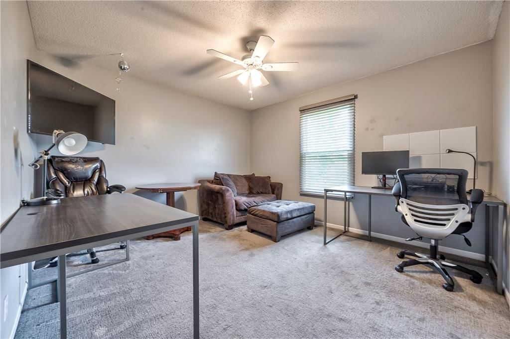 1802 W PARK Court — photo 13