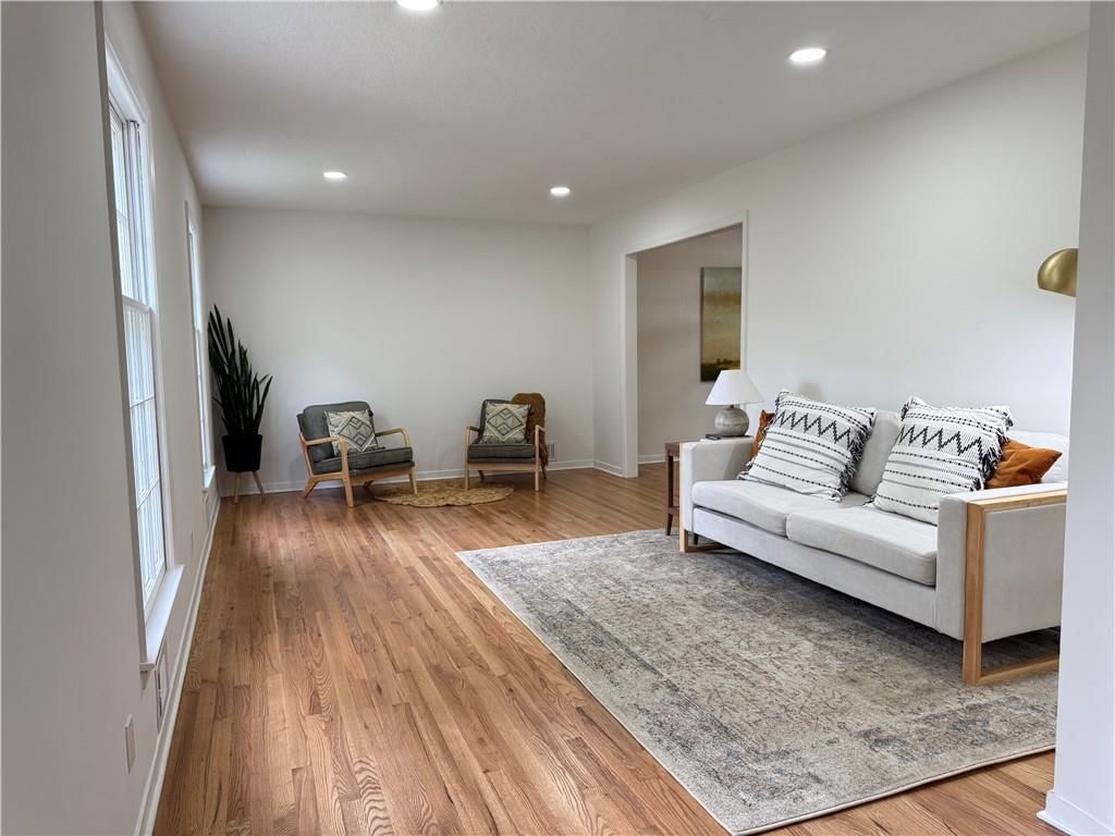 8906 GRANT Street — photo 3