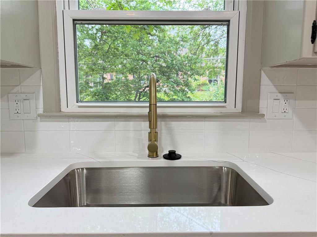 8906 GRANT Street — photo 13