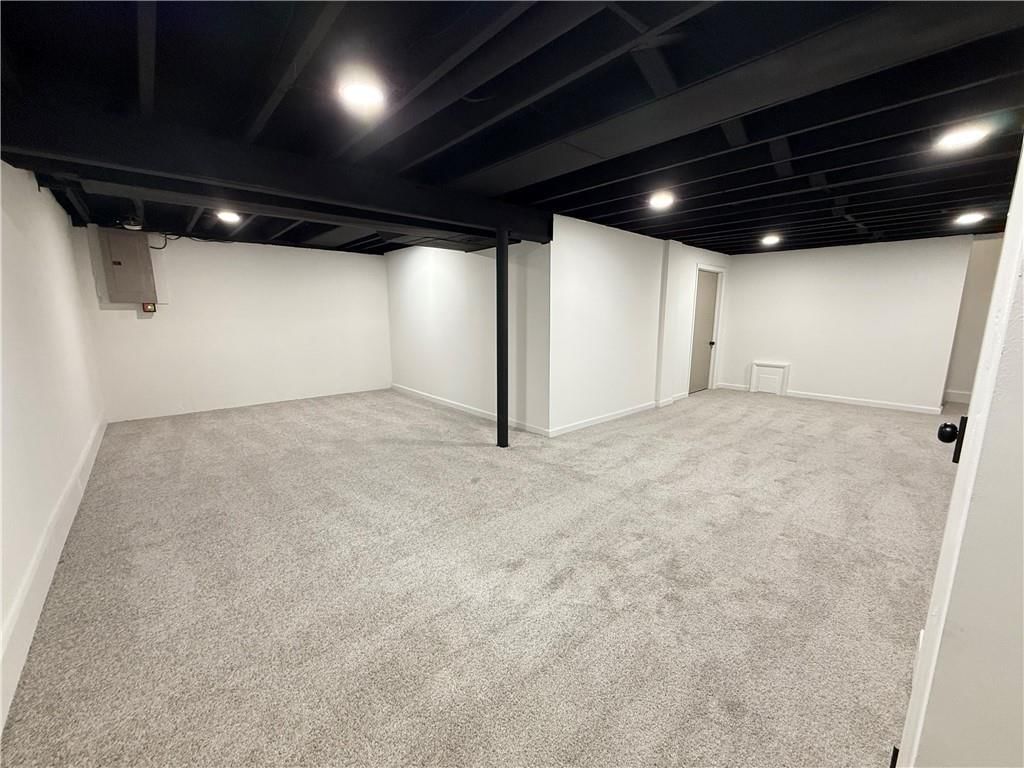 8906 GRANT Street — photo 32