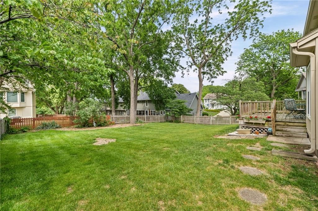 7304 W 114th Terrace — photo 6