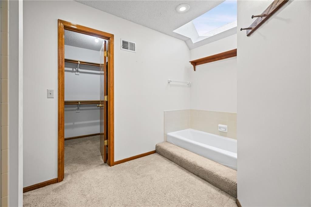 7304 W 114th Terrace — photo 29