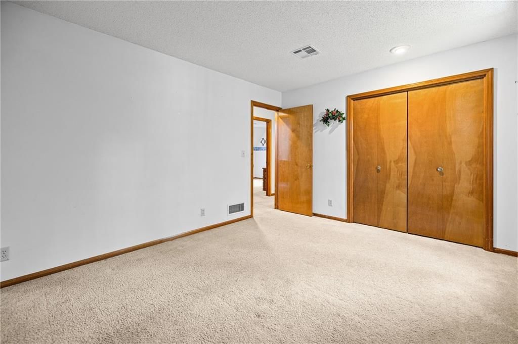 7304 W 114th Terrace — photo 32