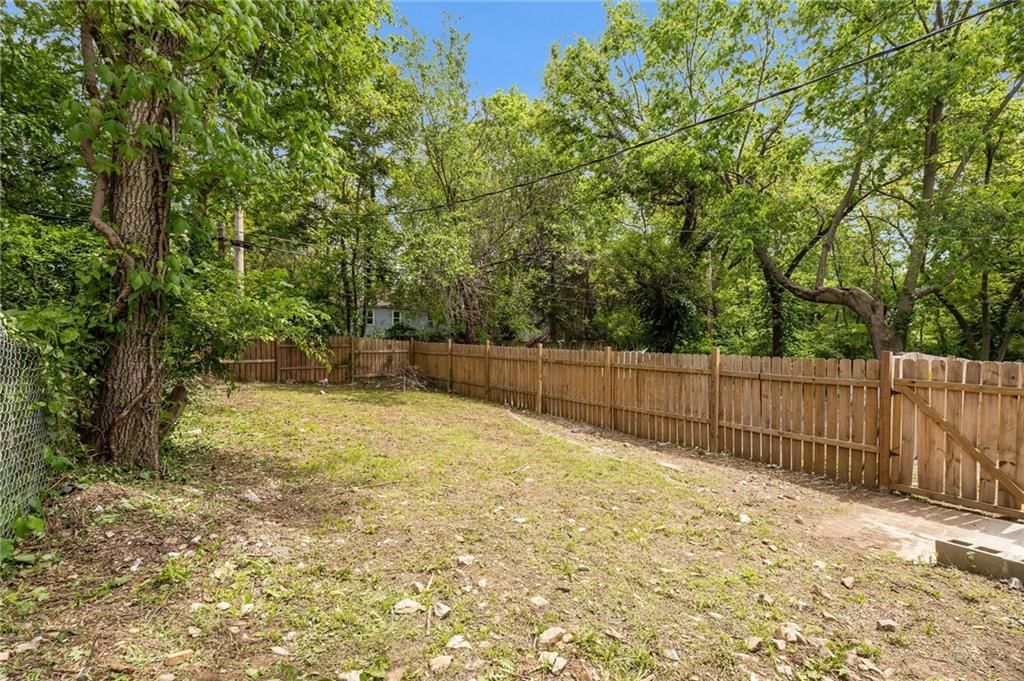 6821 BELLEFONTAINE Avenue — photo 28