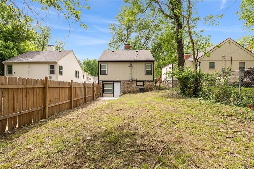 6821 BELLEFONTAINE Avenue — photo 30