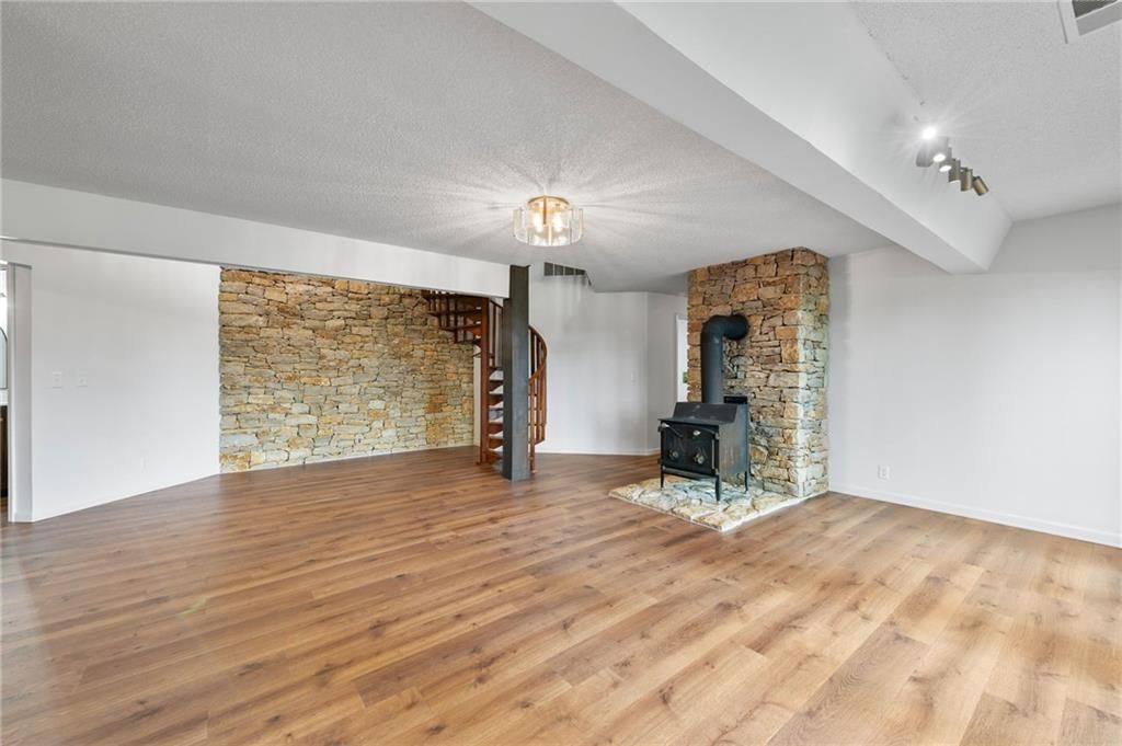 1601 Vogt Road — photo 11