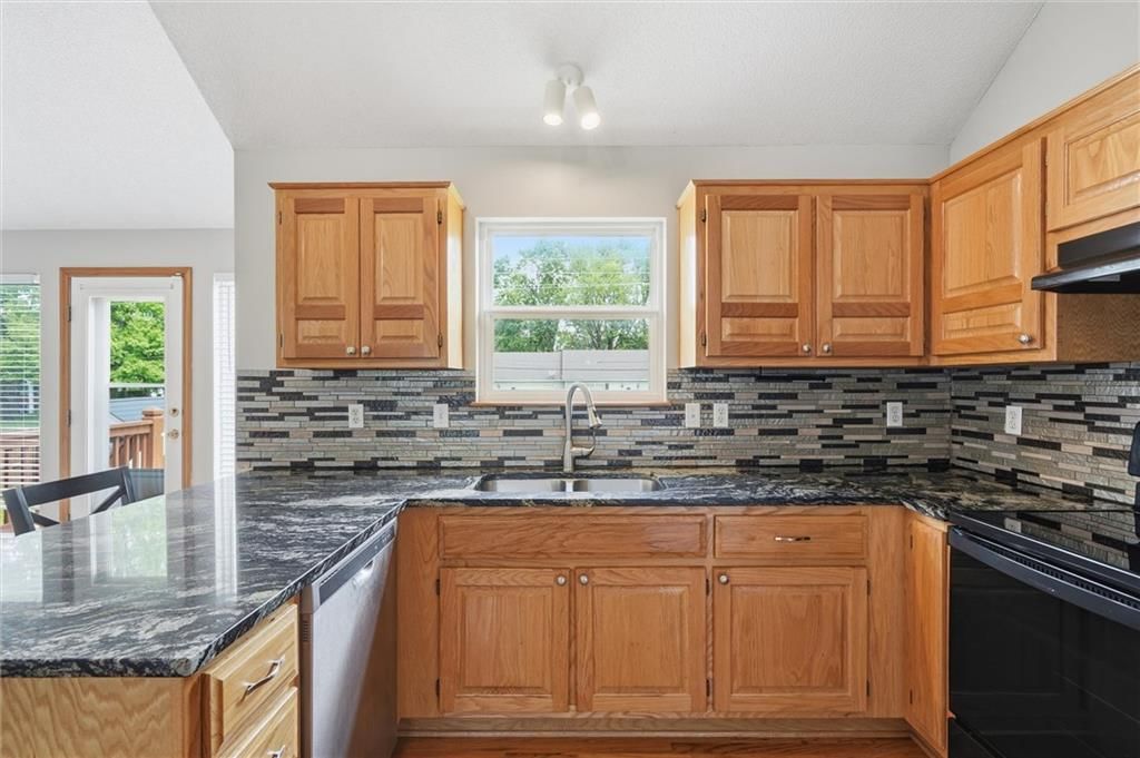 402 Belmont Drive — photo 13