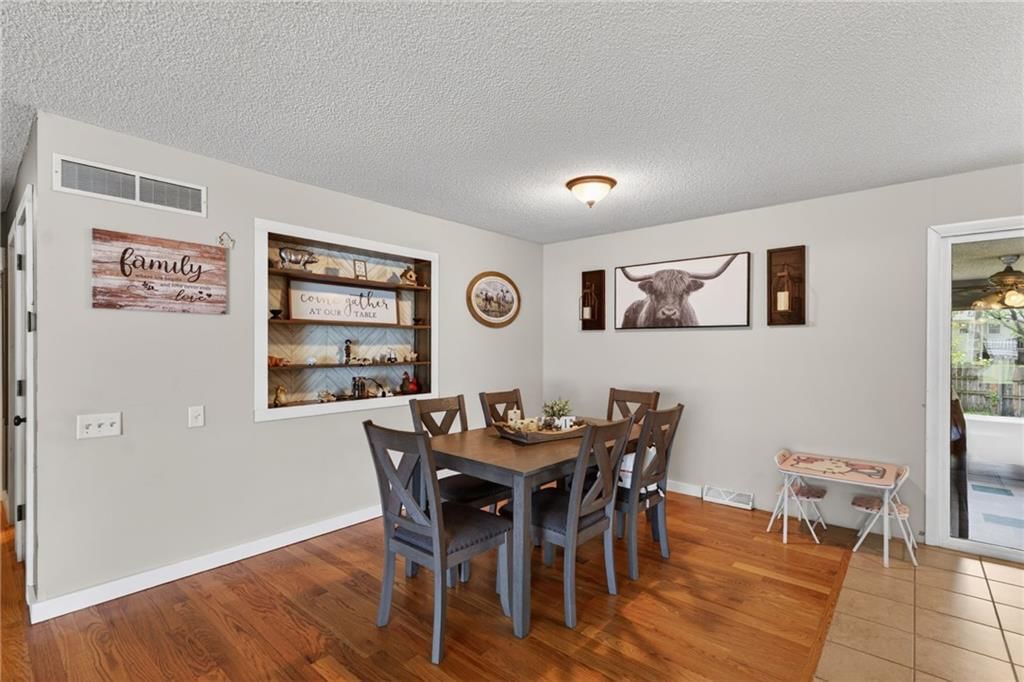 207 Dewey Avenue — photo 8