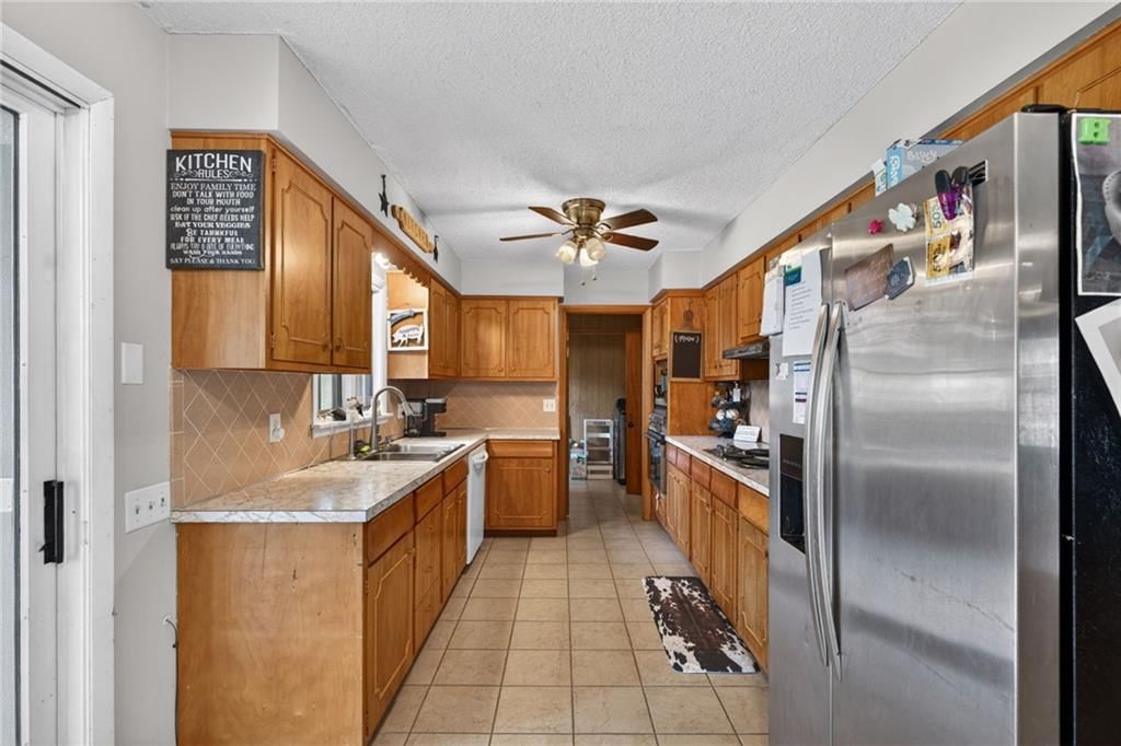 207 Dewey Avenue — photo 11