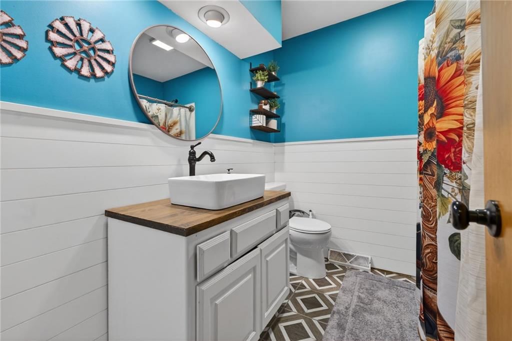 207 Dewey Avenue — photo 19