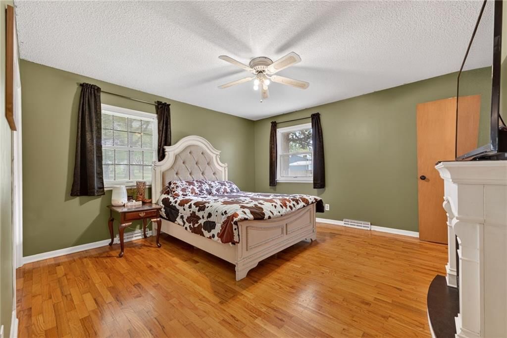 207 Dewey Avenue — photo 22