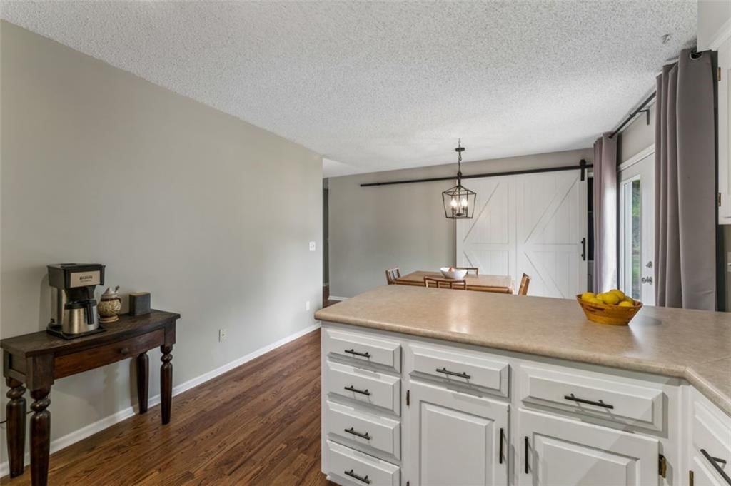 15114 W 123rd Street — photo 13