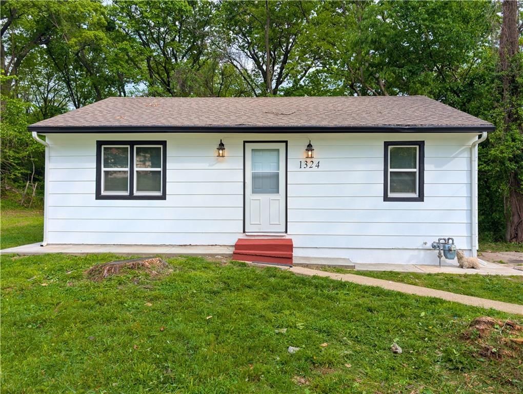 1324 N 52nd Court — photo 1