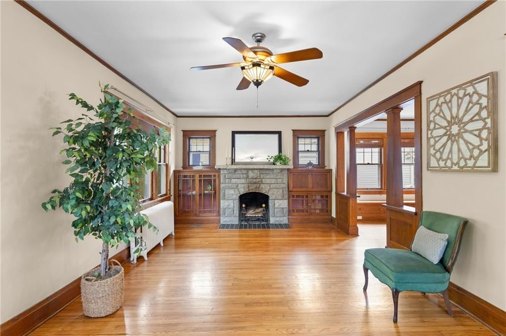 5736 Kenwood Avenue — photo 11