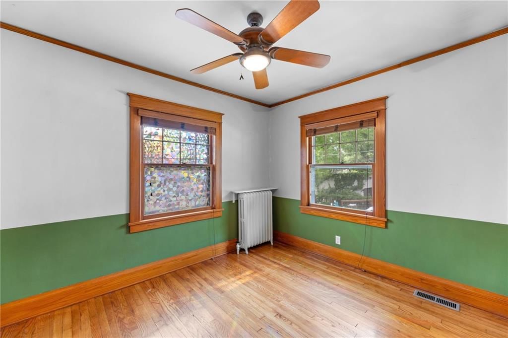 5736 Kenwood Avenue — photo 22