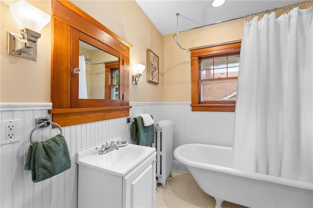 5736 Kenwood Avenue — photo 23