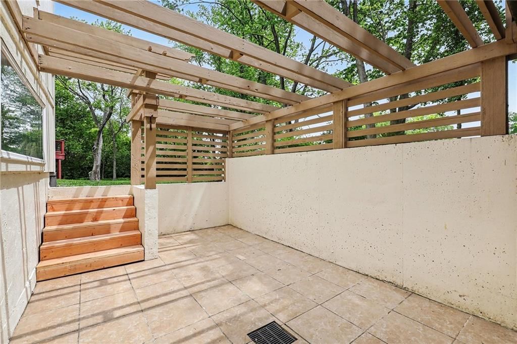 1826 S Jones Court — photo 33