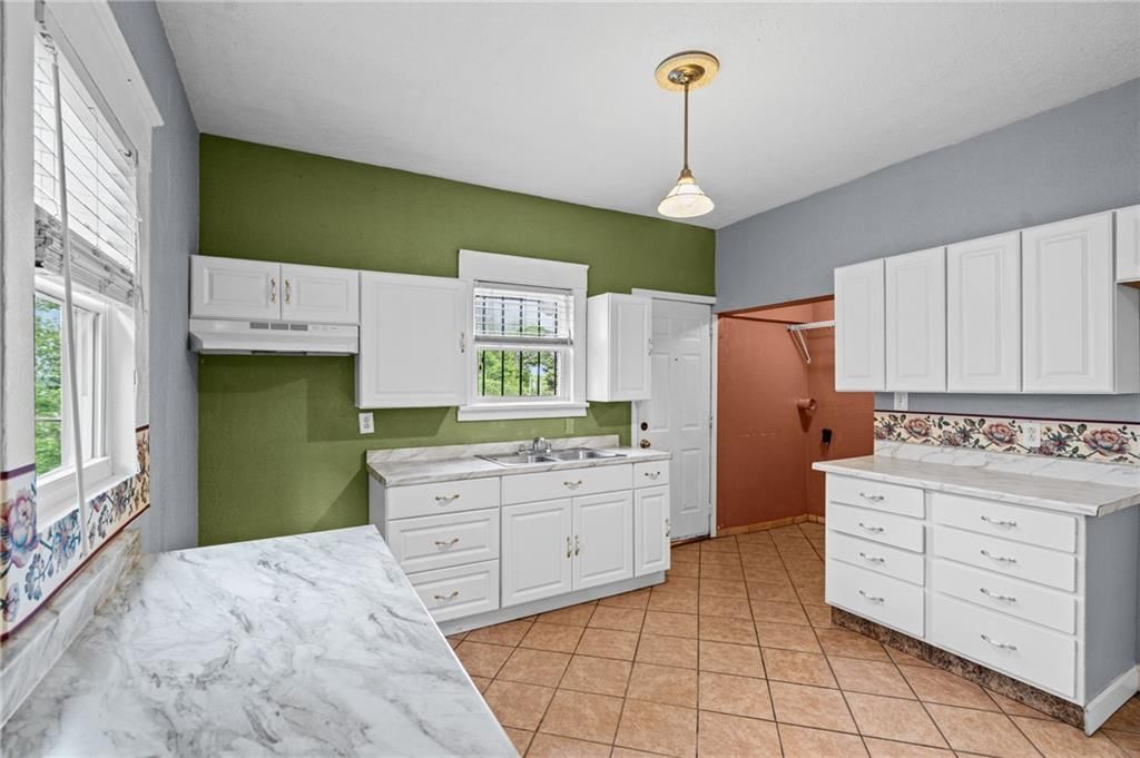 504 Wallace Avenue — photo 10