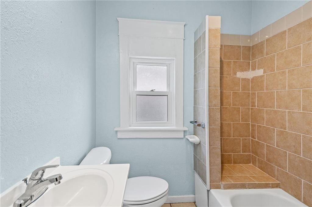 504 Wallace Avenue — photo 19