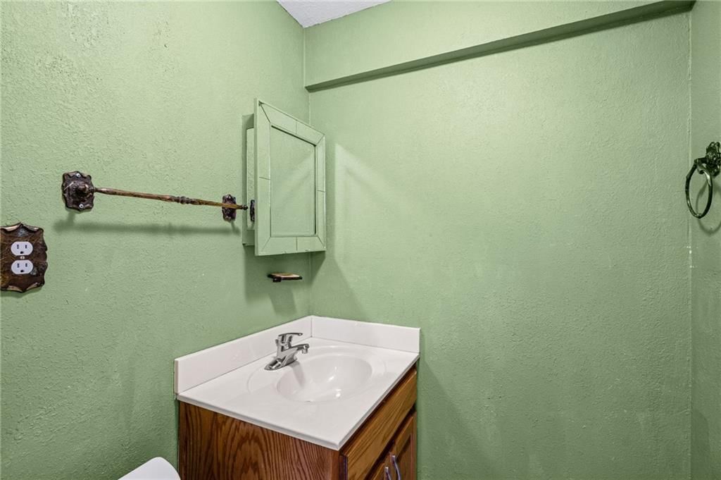 504 Wallace Avenue — photo 22