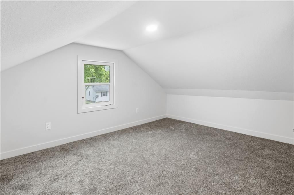 404 E Culton Street — photo 22