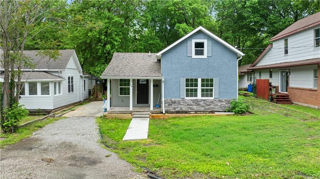 404 E Culton Street — photo 26