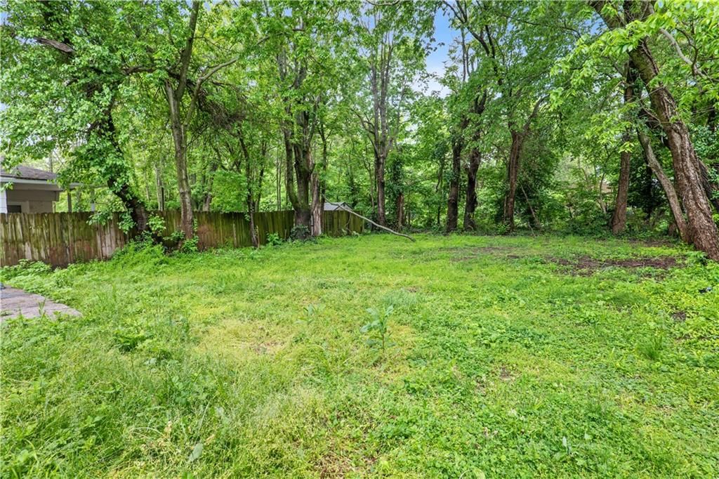 404 E Culton Street — photo 34
