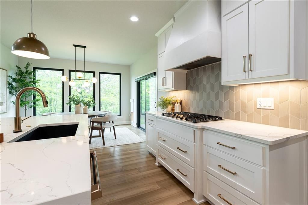 2021 NE Bluestone Drive — photo 19