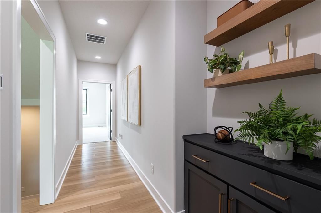 2021 NE Bluestone Drive — photo 31