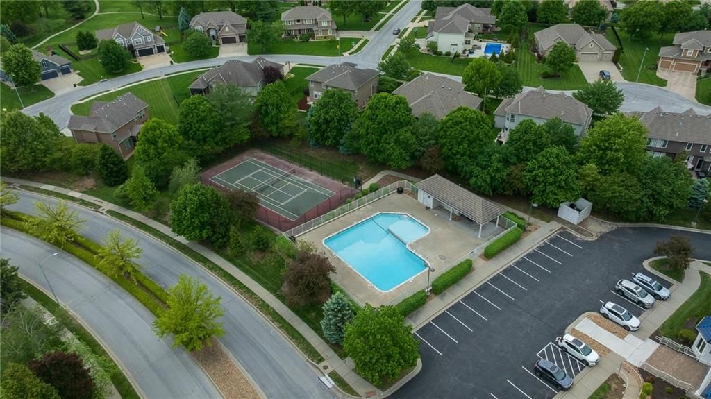 2021 NE Bluestone Drive — photo 66