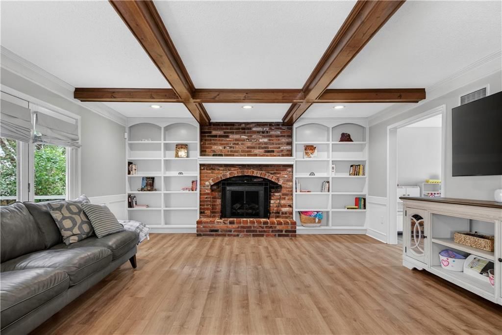 9410 Hall Drive — photo 8