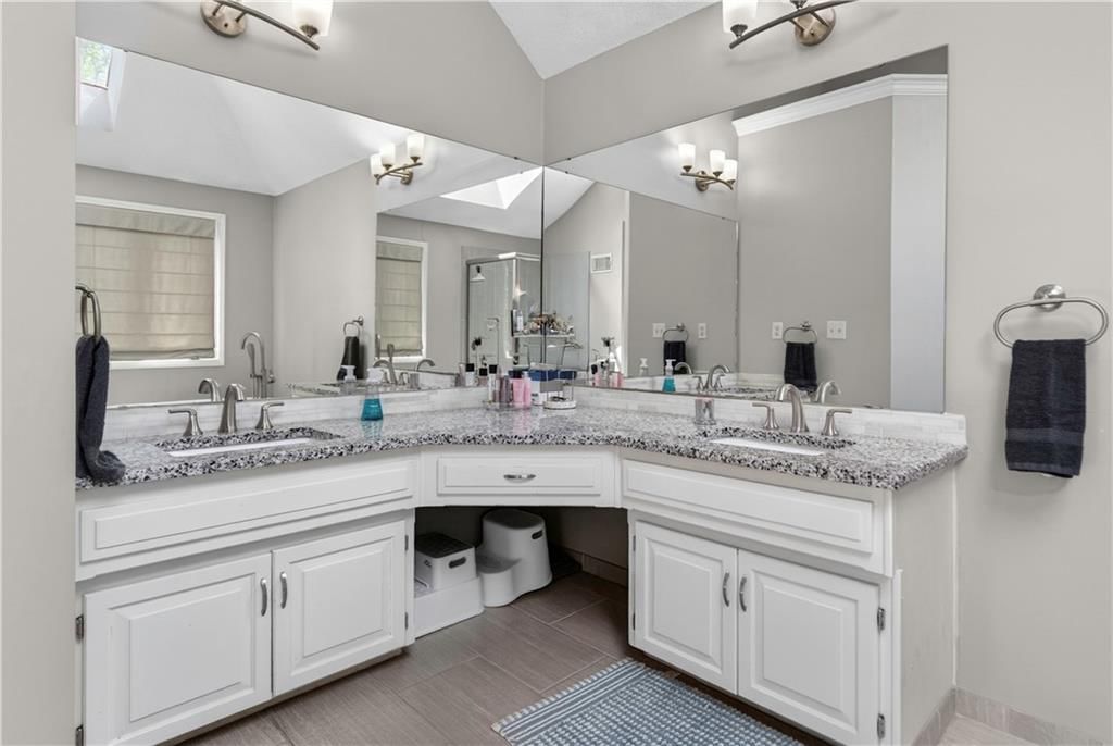 9410 Hall Drive — photo 28