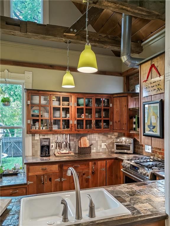 2746 Holmes Street — photo 26