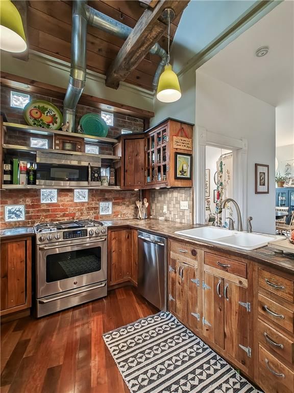 2746 Holmes Street — photo 30