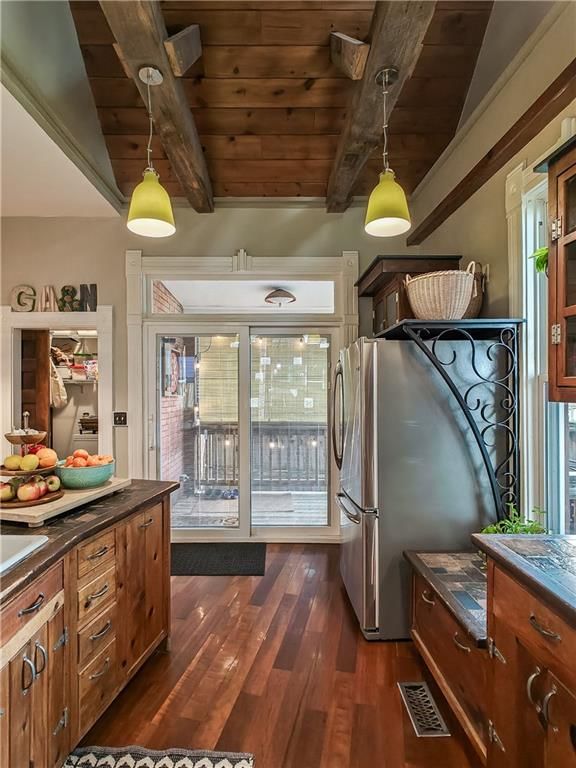 2746 Holmes Street — photo 31