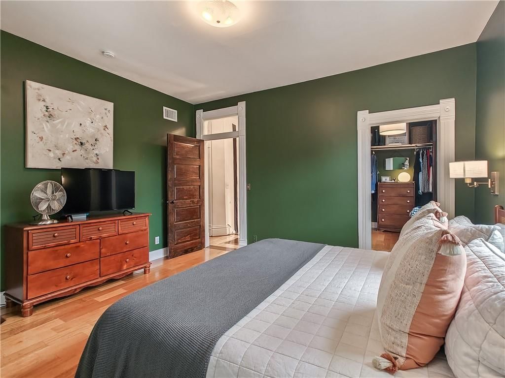 2746 Holmes Street — photo 40