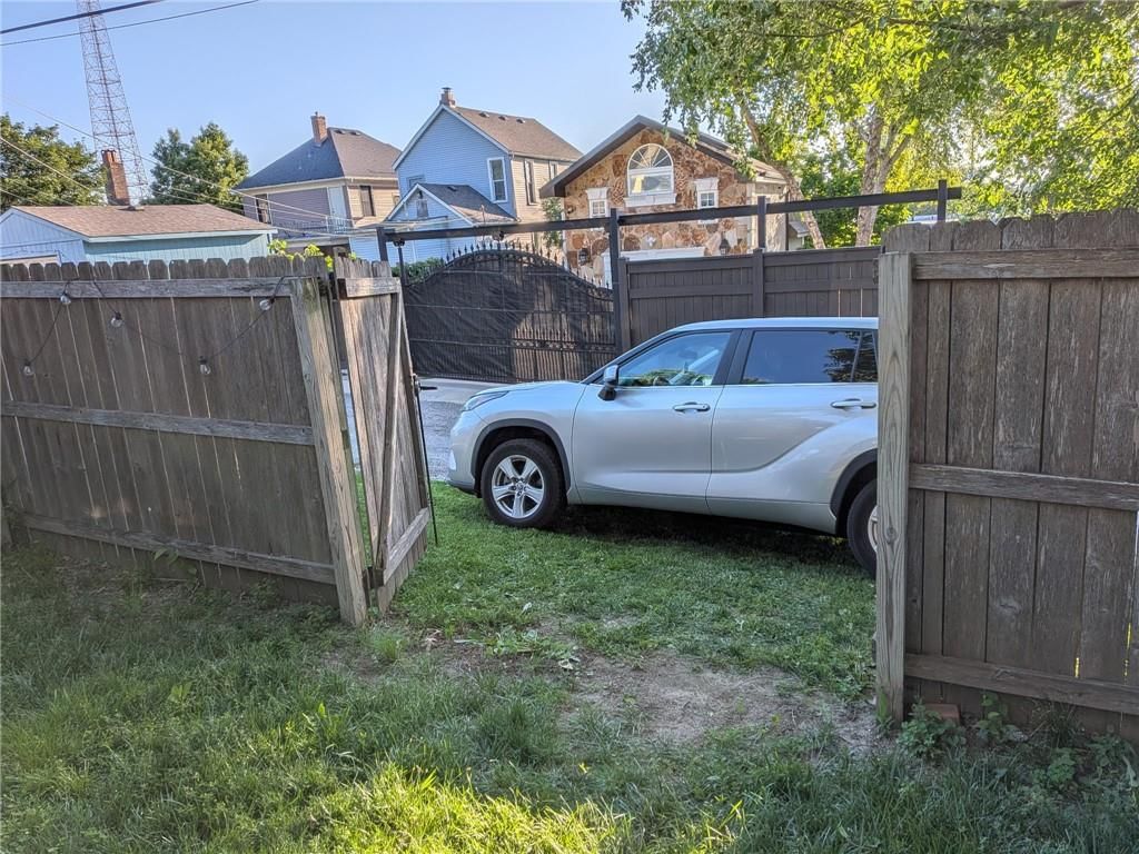 2746 Holmes Street — photo 76