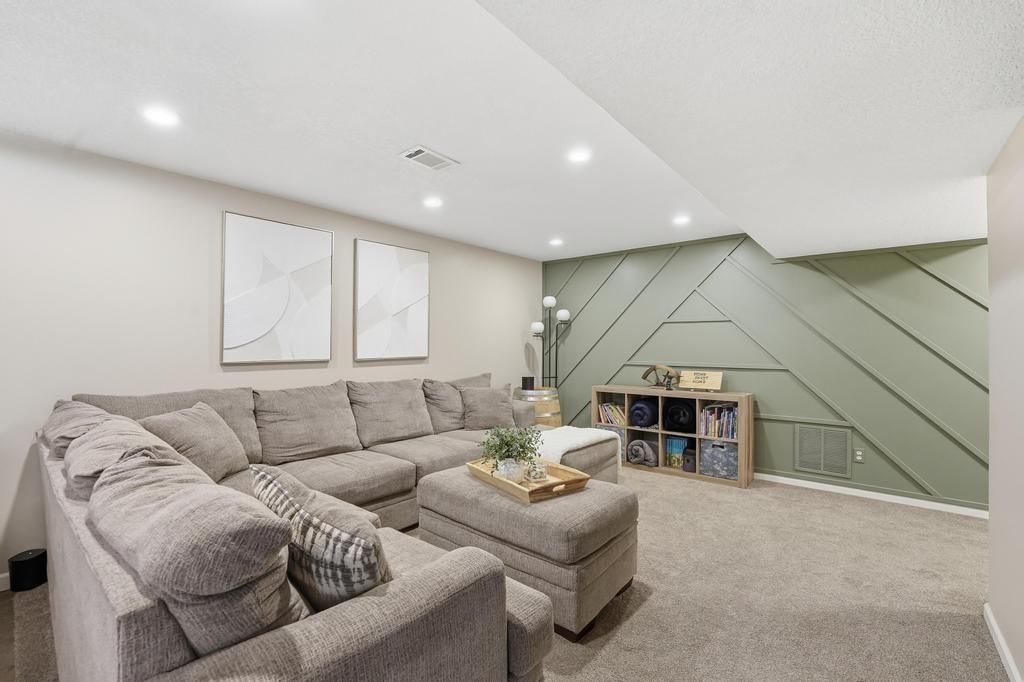 18229 W 157th Terrace — photo 31