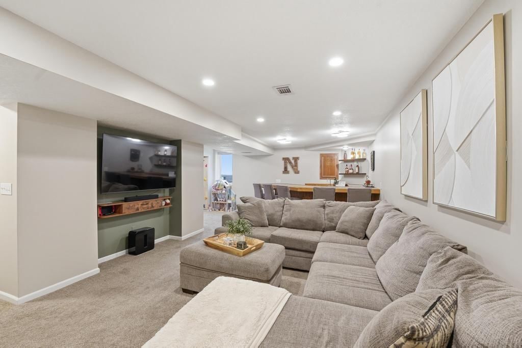 18229 W 157th Terrace — photo 32