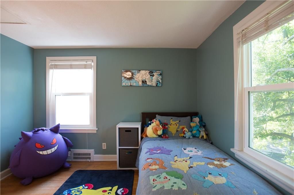 600 E 72nd Terrace — photo 32