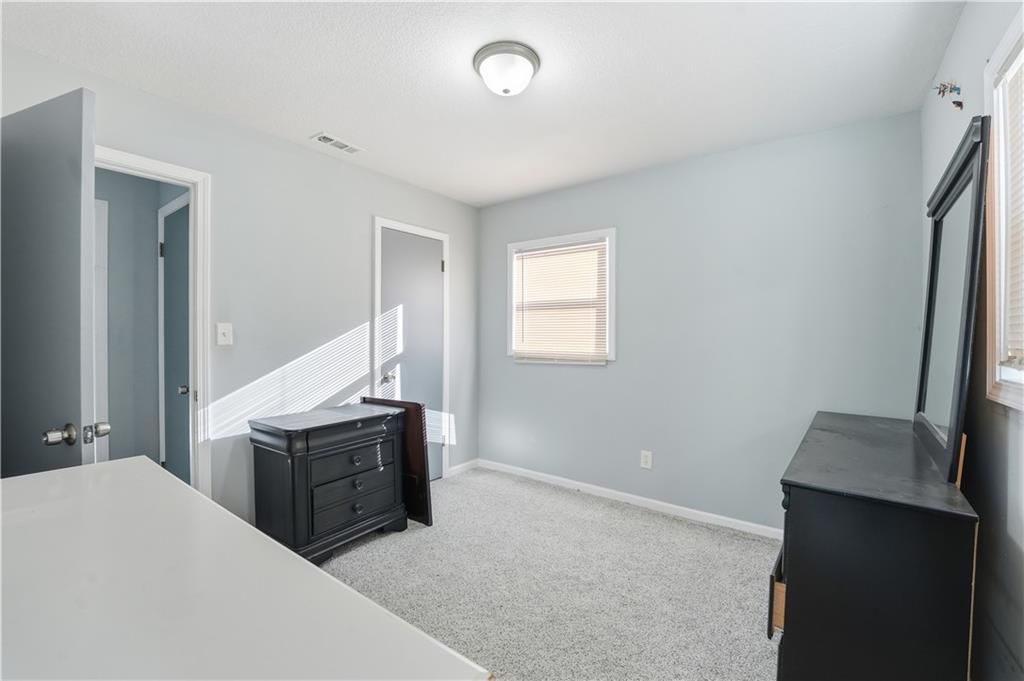 2732 S 51st Terrace — photo 10