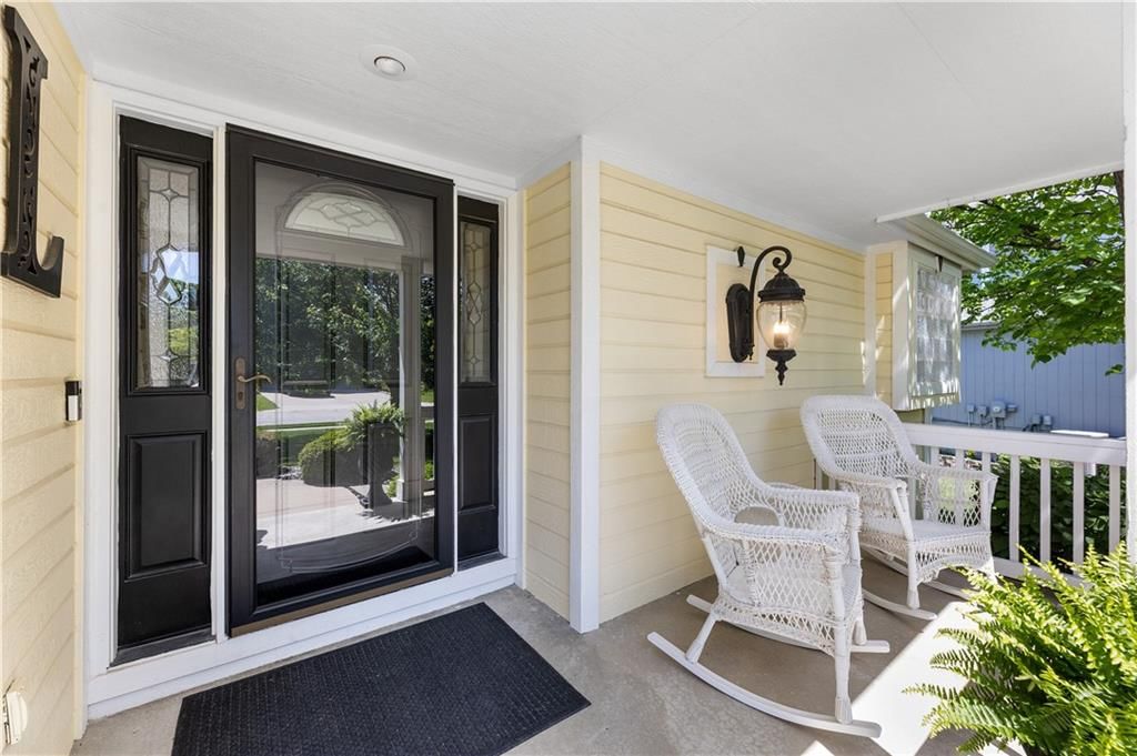 500 Bayview Drive — photo 3