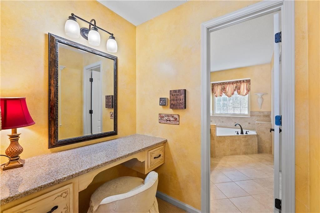 500 Bayview Drive — photo 22
