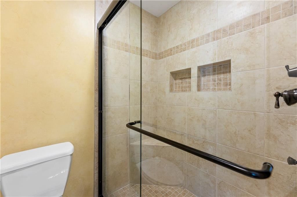 500 Bayview Drive — photo 23
