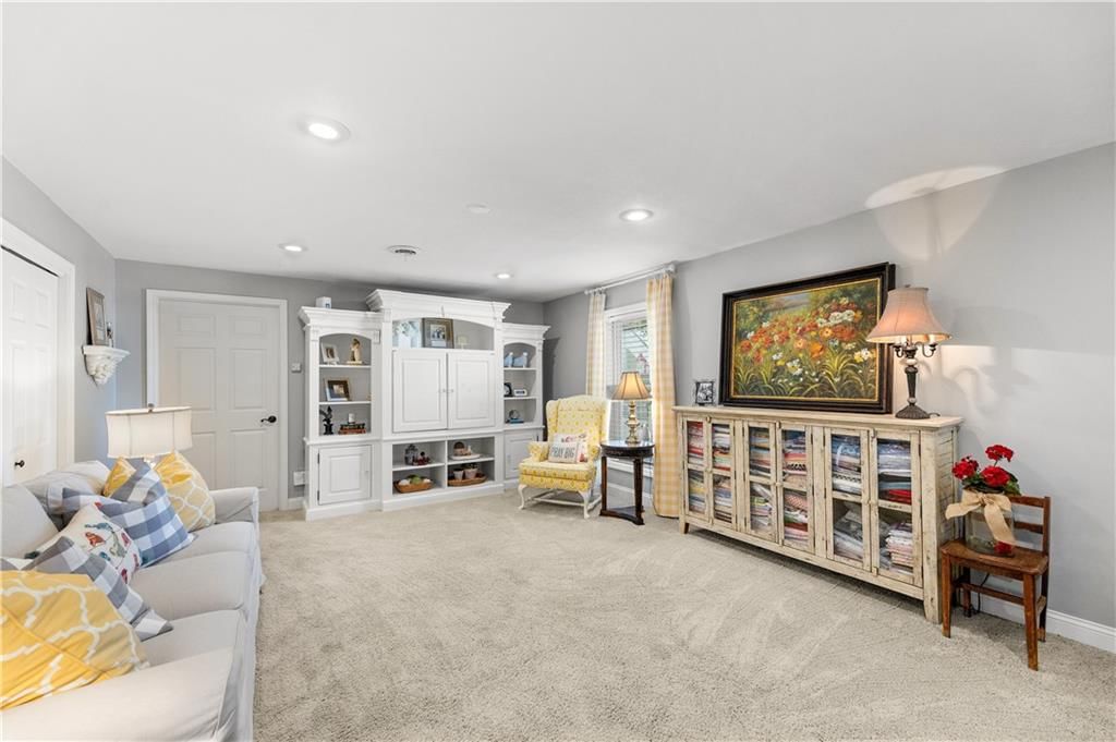 500 Bayview Drive — photo 33